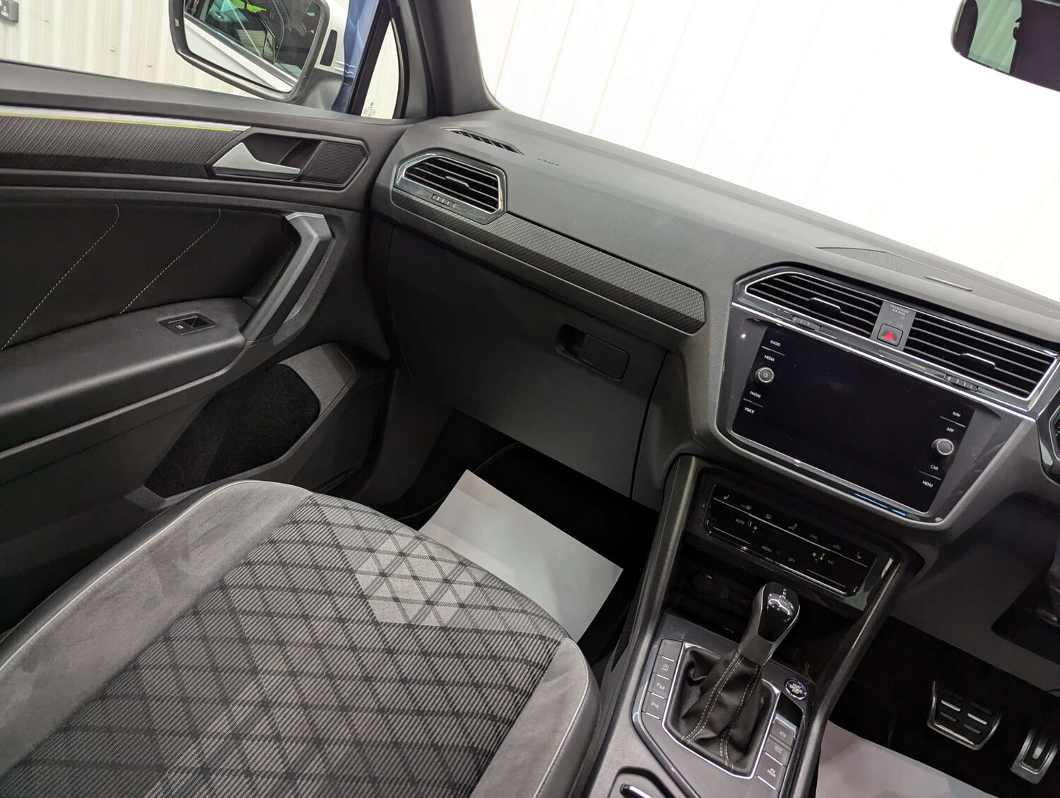 Used Volkswagen Tiguan 2020 for sale - 77583901: Photo 46