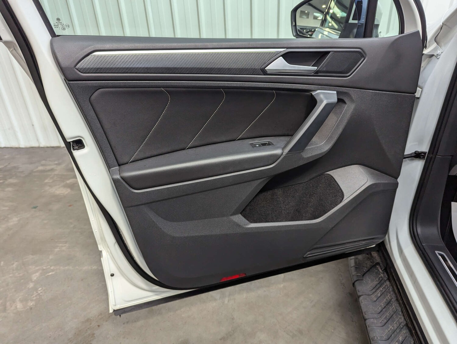 Used Volkswagen Tiguan 2020 for sale - 77583901: Photo 59