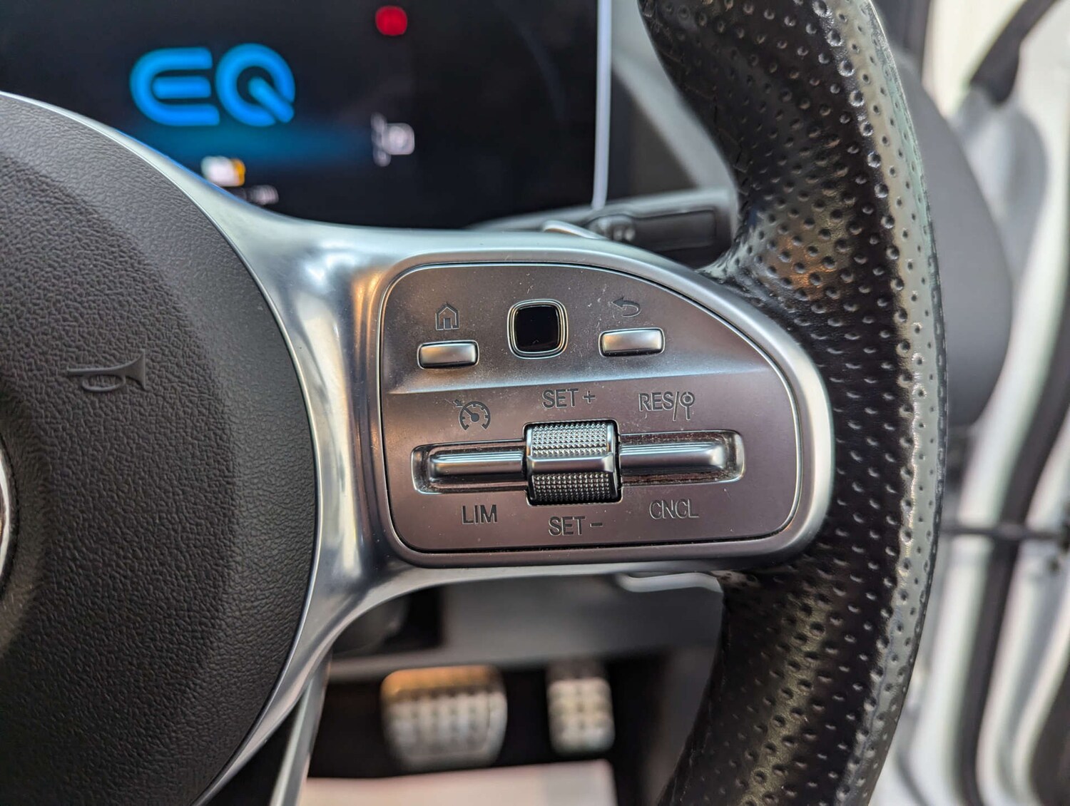 Used Mercedes-Benz GLA 2020 for sale - 77988245: Photo 78