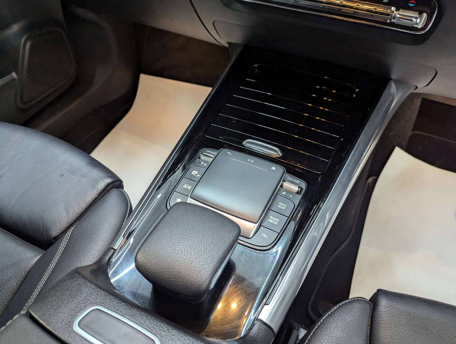 Used Mercedes-Benz GLA 2020 for sale - 77988245: Photo 84