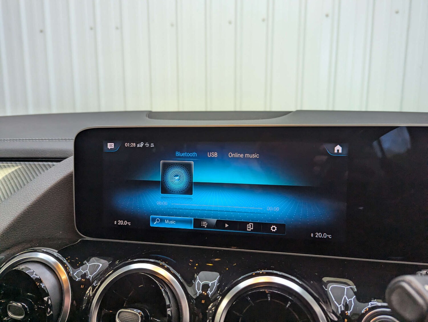 Used Mercedes-Benz GLA 2020 for sale - 77988245: Photo 91