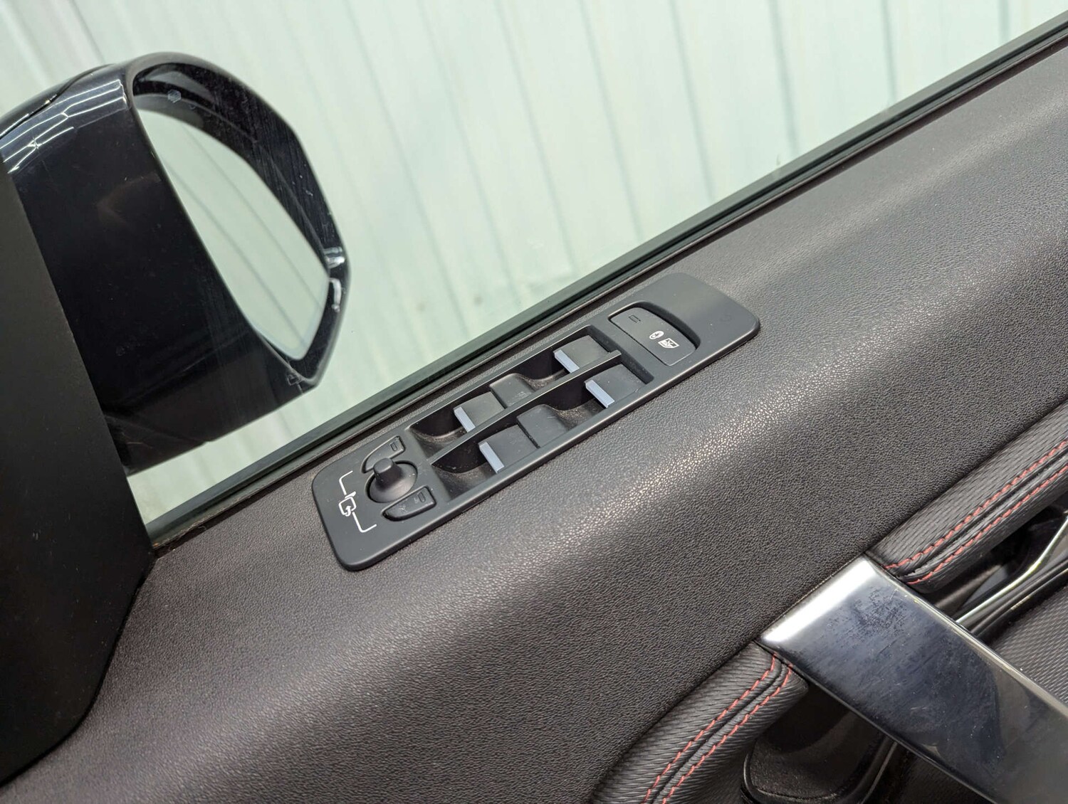 Used Land Rover Discovery Sport 2021 for sale - 76663143: Photo 82