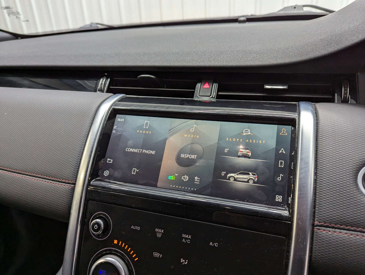 Used Land Rover Discovery Sport 2021 for sale - 76663143: Photo 86