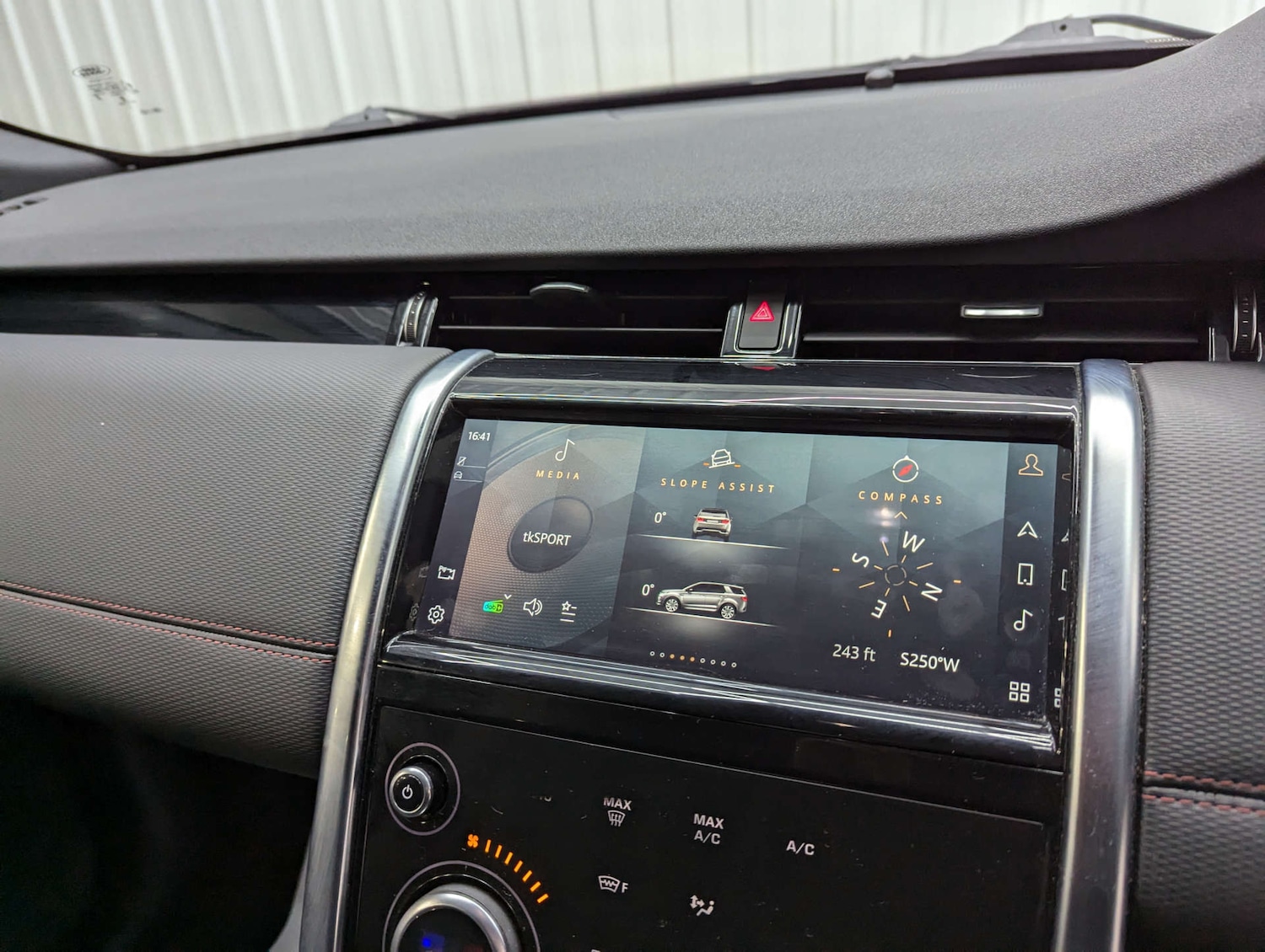 Used Land Rover Discovery Sport 2021 for sale - 76663143: Photo 88