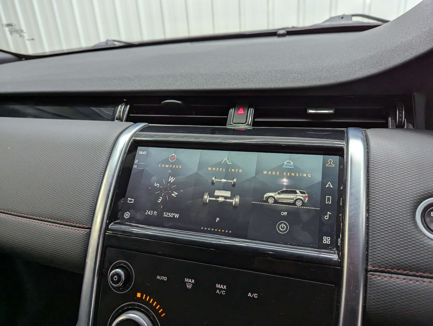 Used Land Rover Discovery Sport 2021 for sale - 76663143: Photo 89