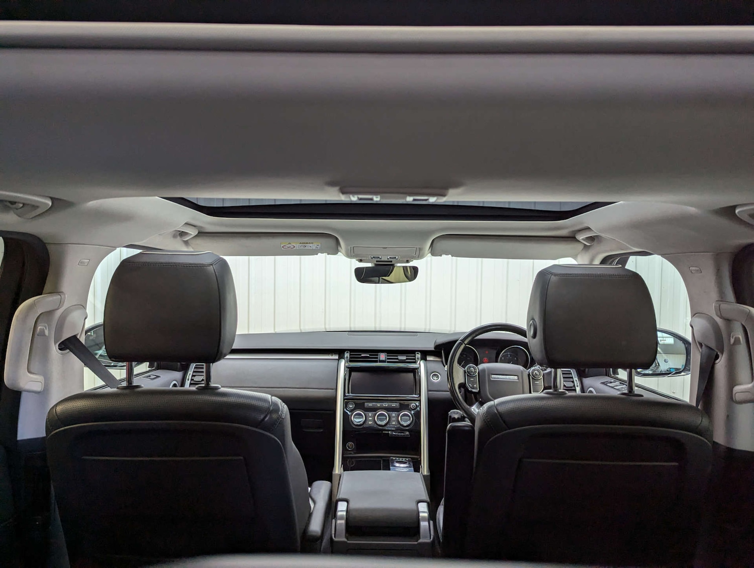 Used Land Rover Discovery 2017 for sale - 77375819: Photo 44