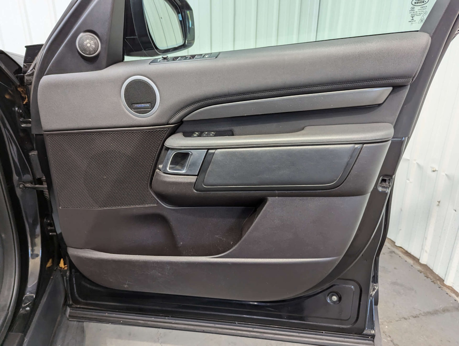 Used Land Rover Discovery 2017 for sale - 77375819: Photo 52