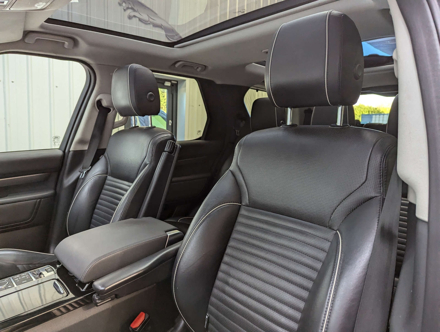 Used Land Rover Discovery 2017 for sale - 77375819: Photo 55