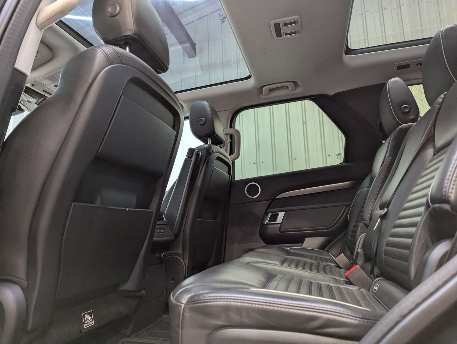 Used Land Rover Discovery 2017 for sale - 77375819: Photo 66