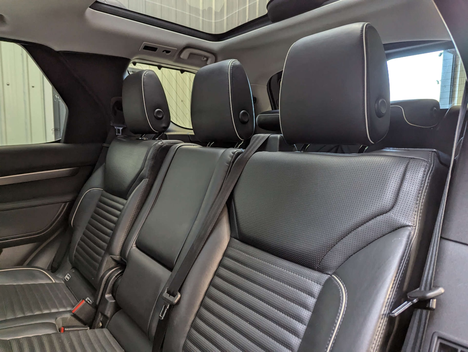 Used Land Rover Discovery 2017 for sale - 77375819: Photo 67