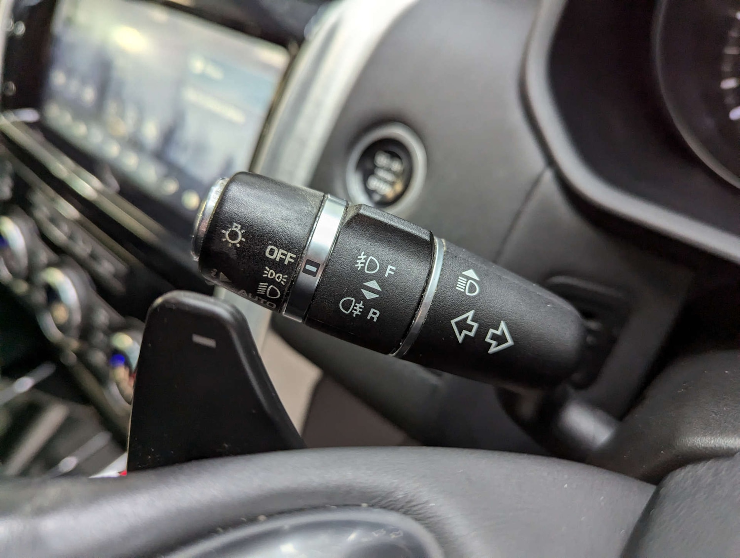 Used Land Rover Discovery 2017 for sale - 77375819: Photo 74