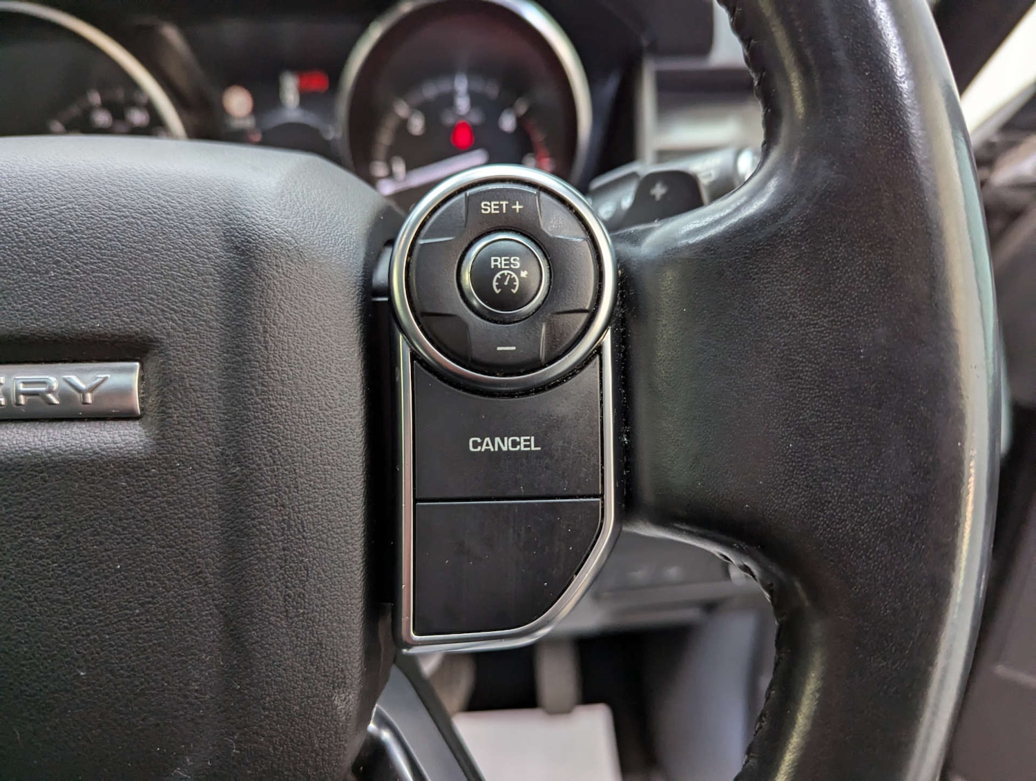 Used Land Rover Discovery 2017 for sale - 77375819: Photo 78