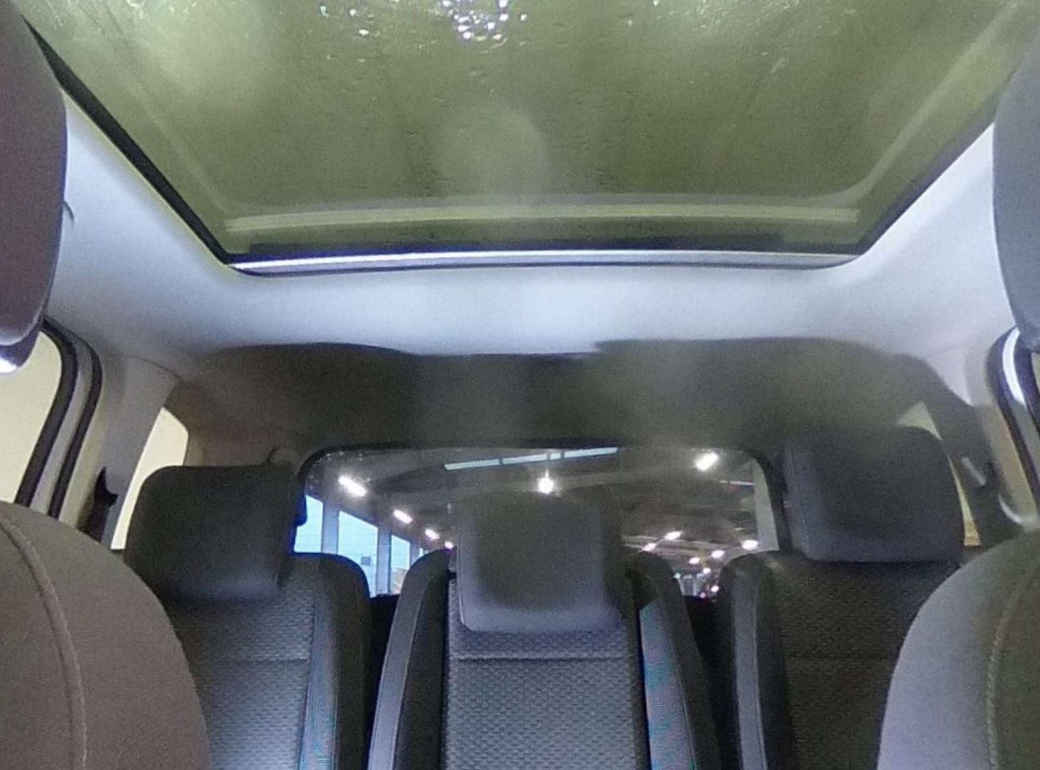 Used Volkswagen Touran 2017 for sale - 76630388: Photo 17