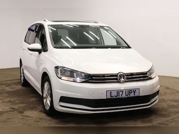 2017 - 1.6 Touran SE Family TDI BlueMotion Technology Semi-Auto 5dr