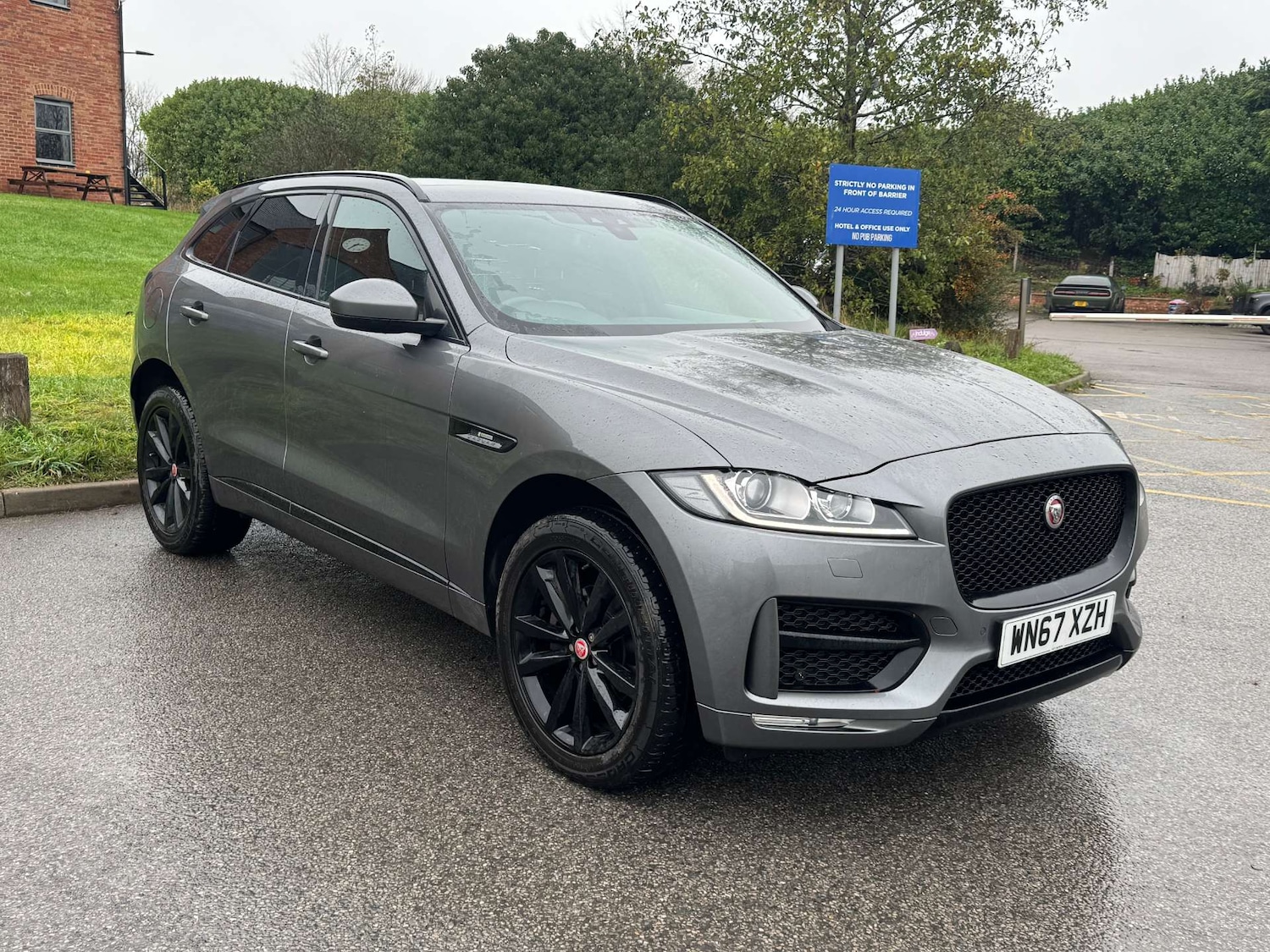 Used Jaguar F-Pace 2017 for sale - 76588708: Photo 18