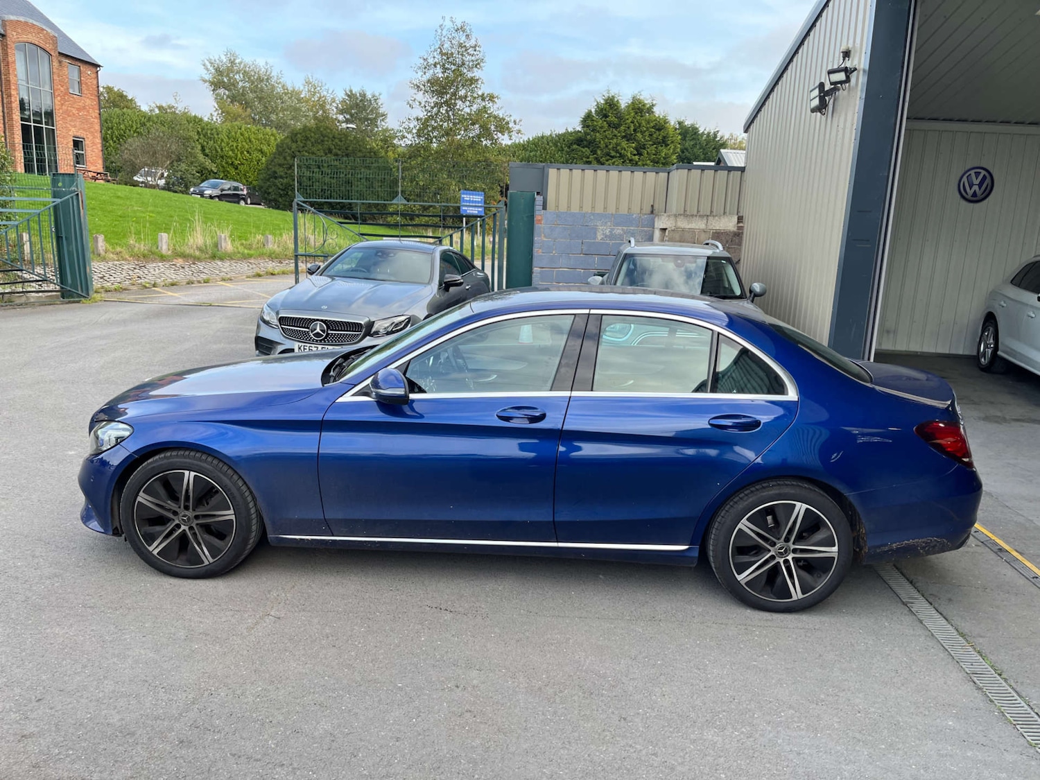 Used Mercedes-Benz C Class 2020 for sale - 76600633: Photo 15