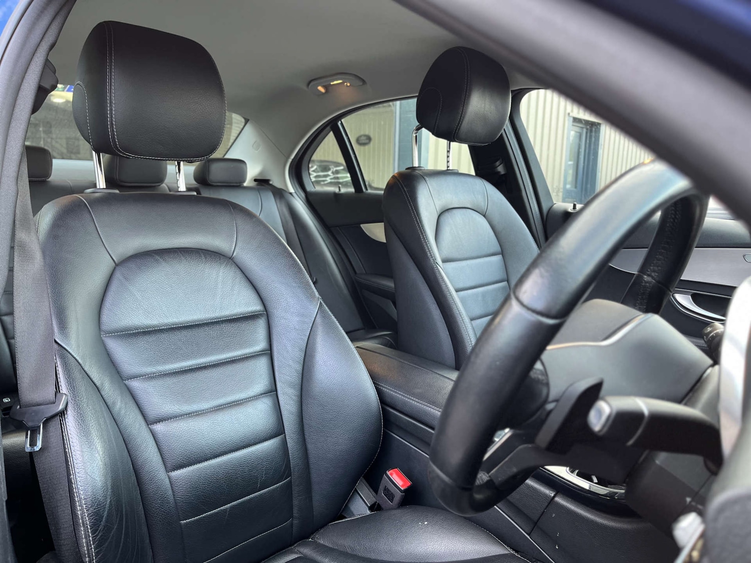 Used Mercedes-Benz C Class 2020 for sale - 76600633: Photo 3