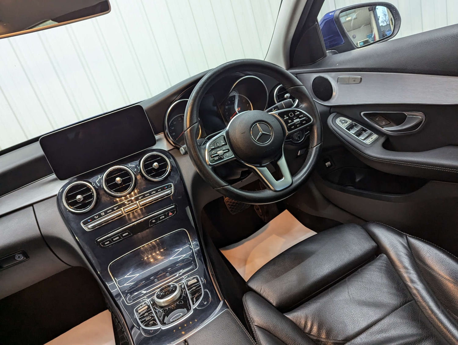 Used Mercedes-Benz C Class 2020 for sale - 76600633: Photo 46