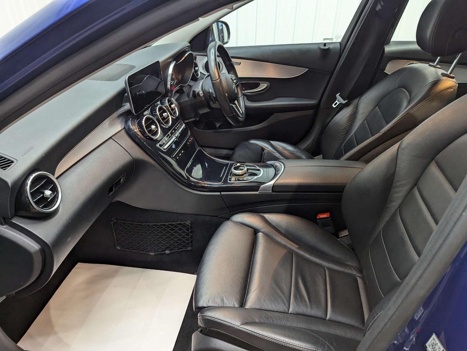 Used Mercedes-Benz C Class 2020 for sale - 76600633: Photo 53