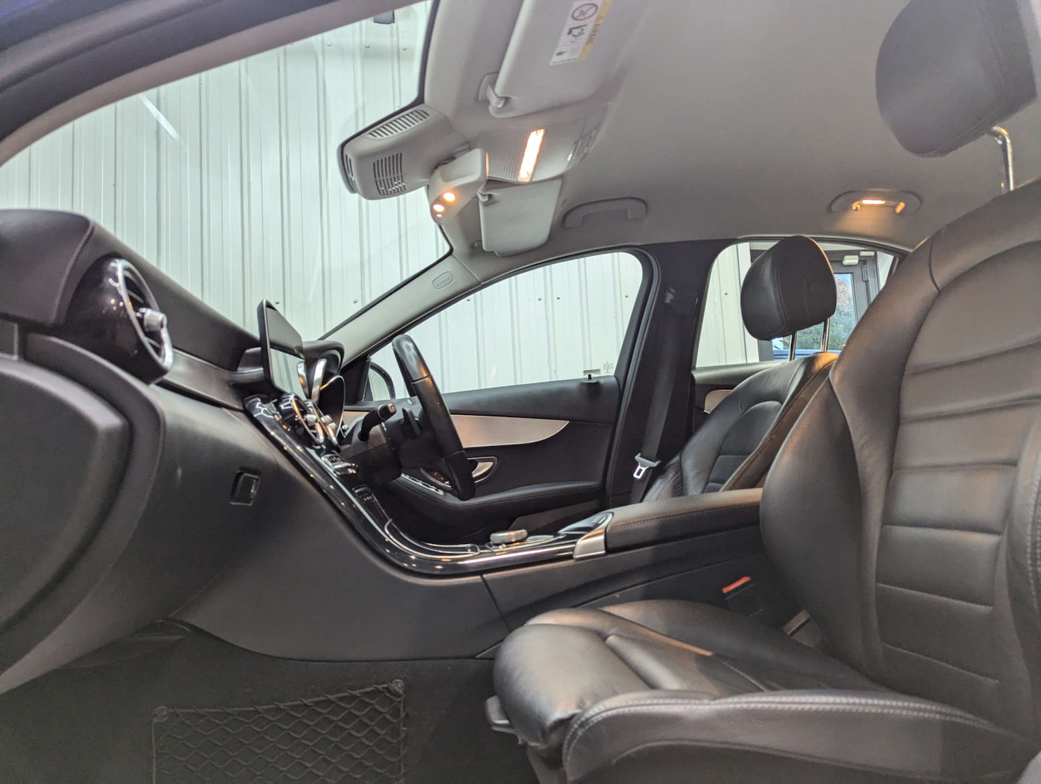 Used Mercedes-Benz C Class 2020 for sale - 76600633: Photo 57