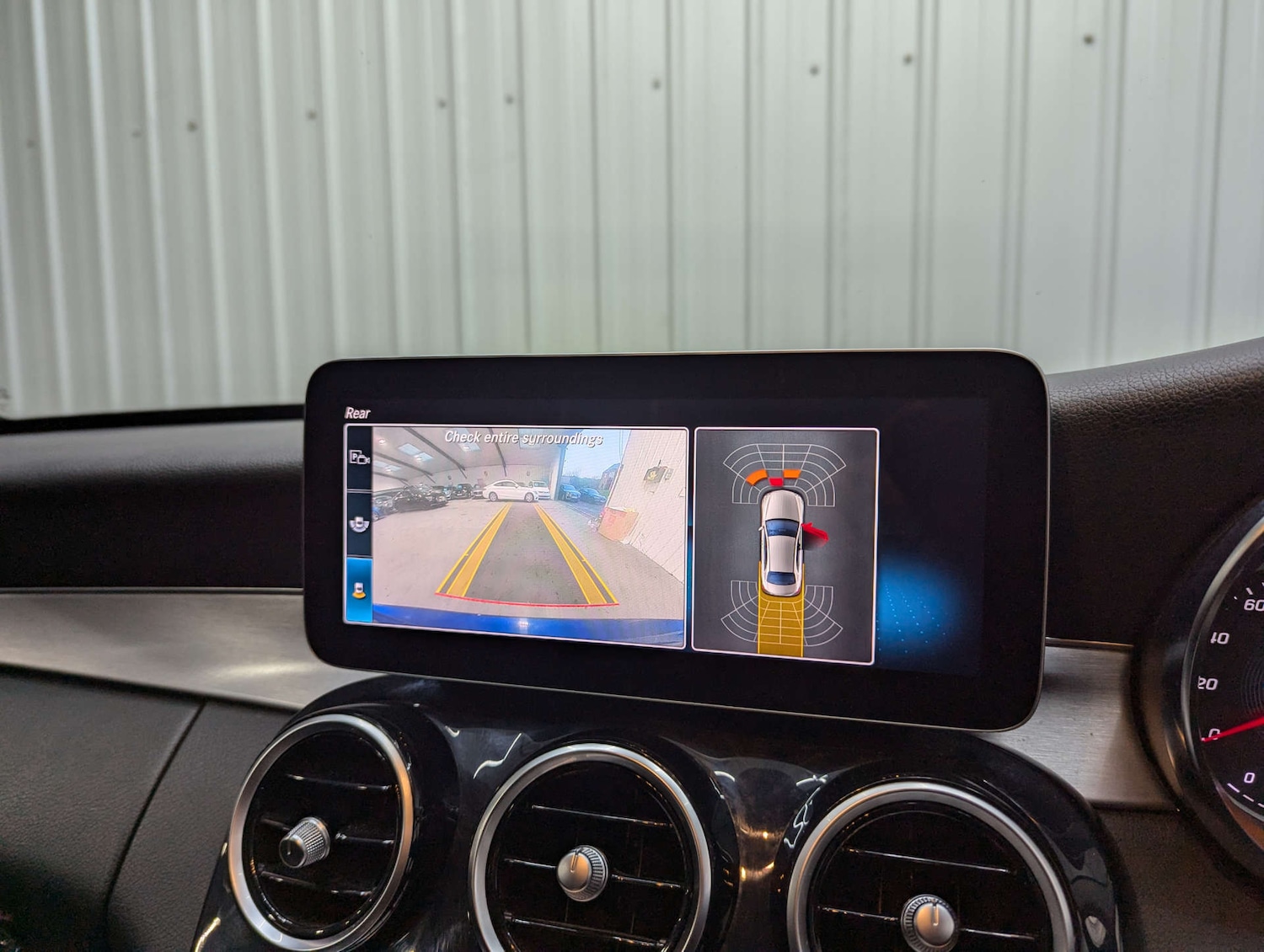 Used Mercedes-Benz C Class 2020 for sale - 76600633: Photo 84