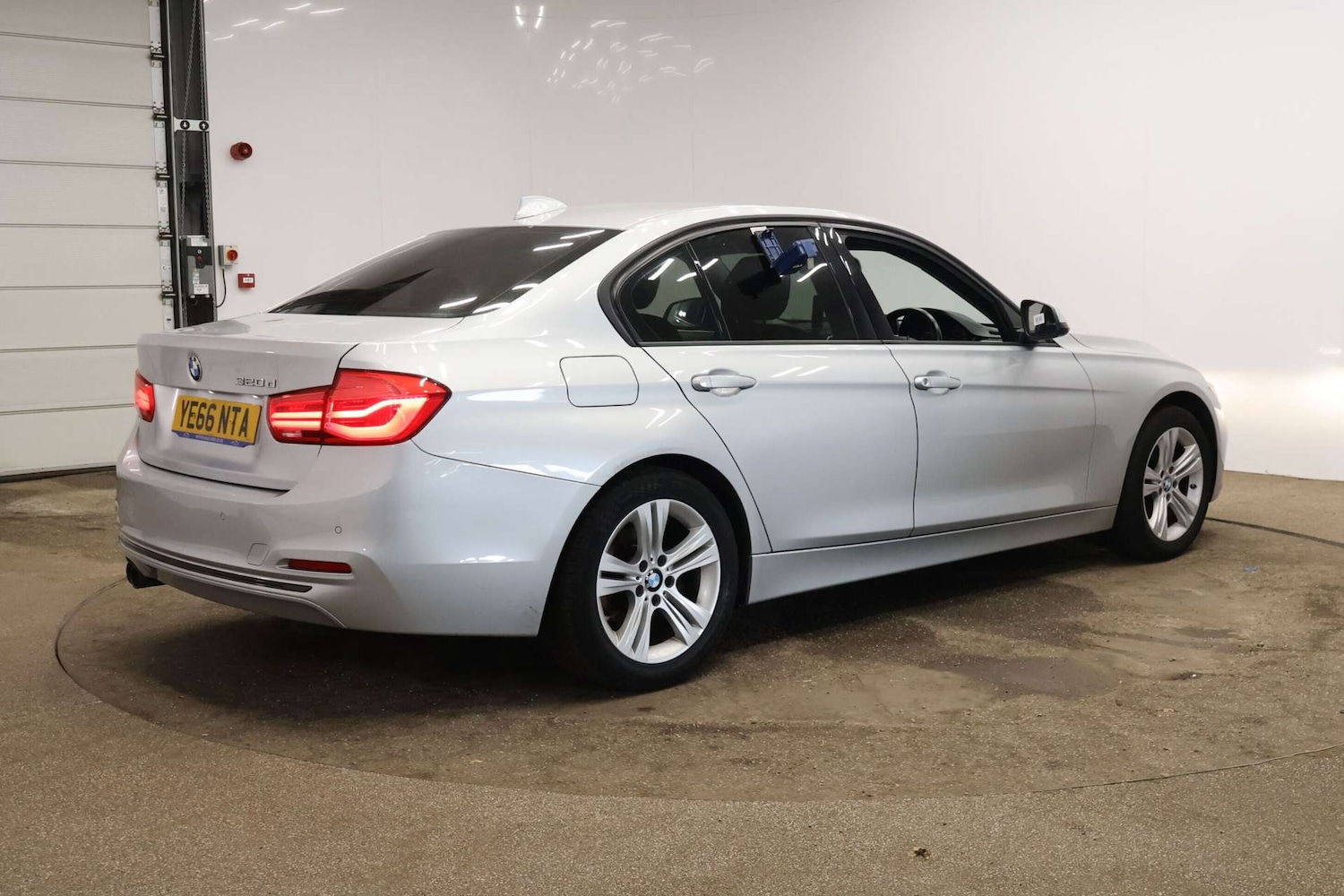 Used BMW 3 Series 2016 for sale - 76588251: Photo 11