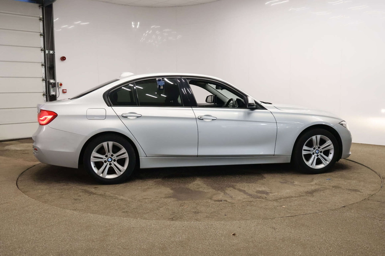 Used BMW 3 Series 2016 for sale - 76588251: Photo 9