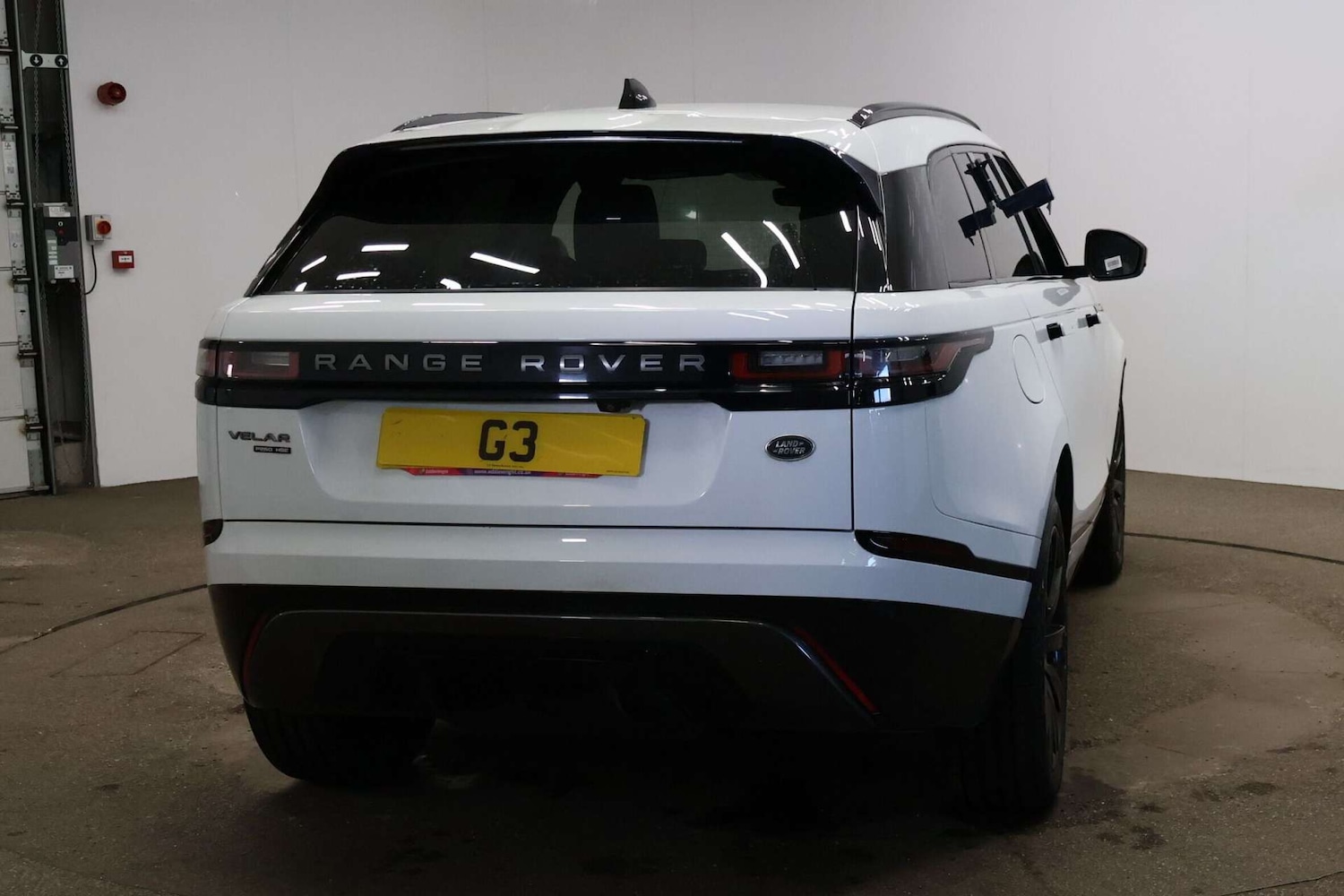 Used Land Rover Range Rover Velar 2018 for sale - 77227772: Photo 11