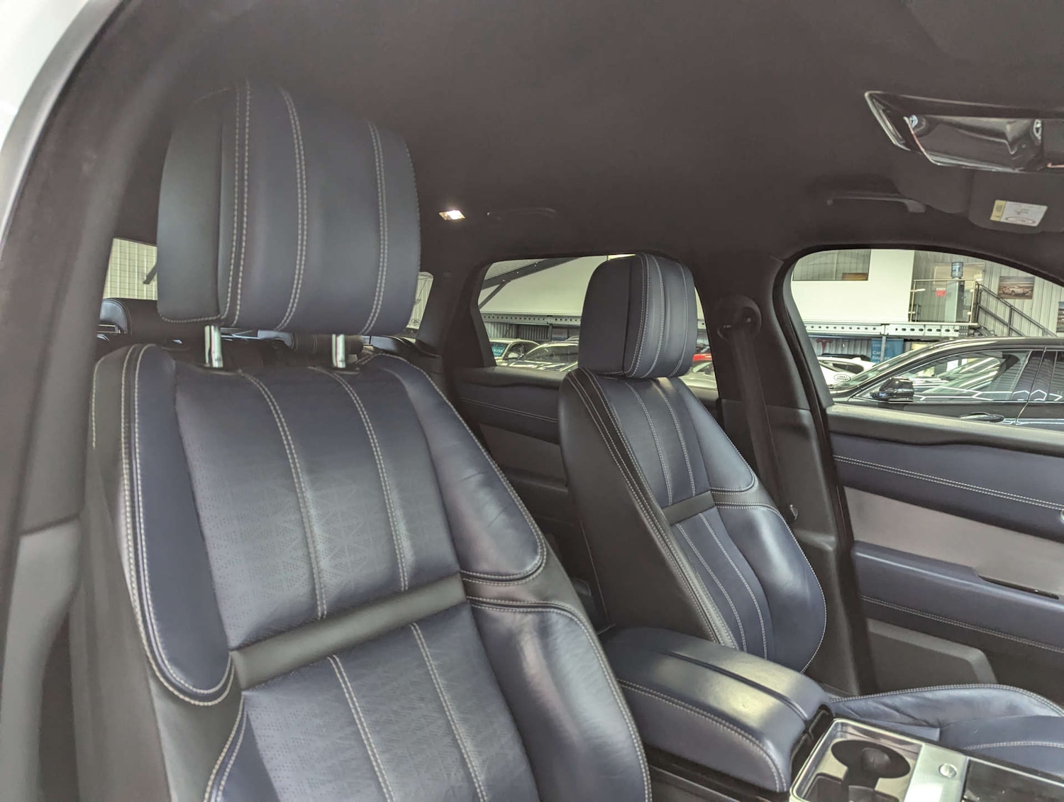 Used Land Rover Range Rover Velar 2018 for sale - 77227772: Photo 43