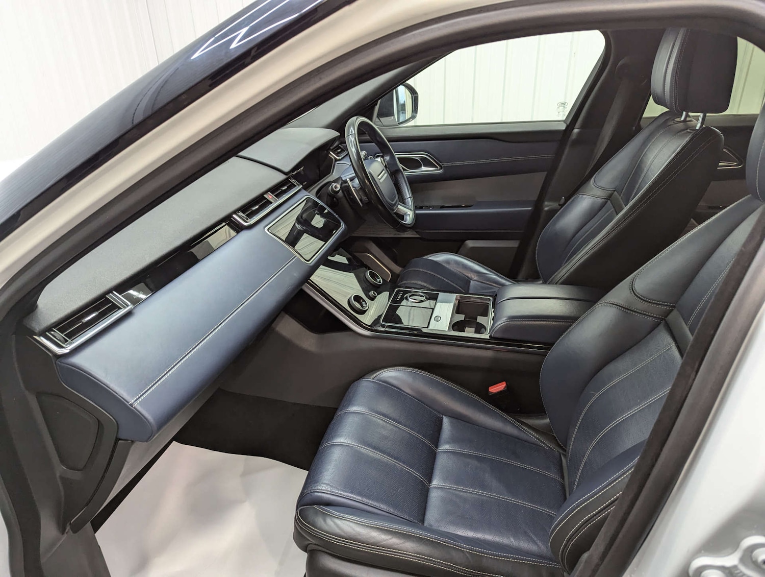 Used Land Rover Range Rover Velar 2018 for sale - 77227772: Photo 46