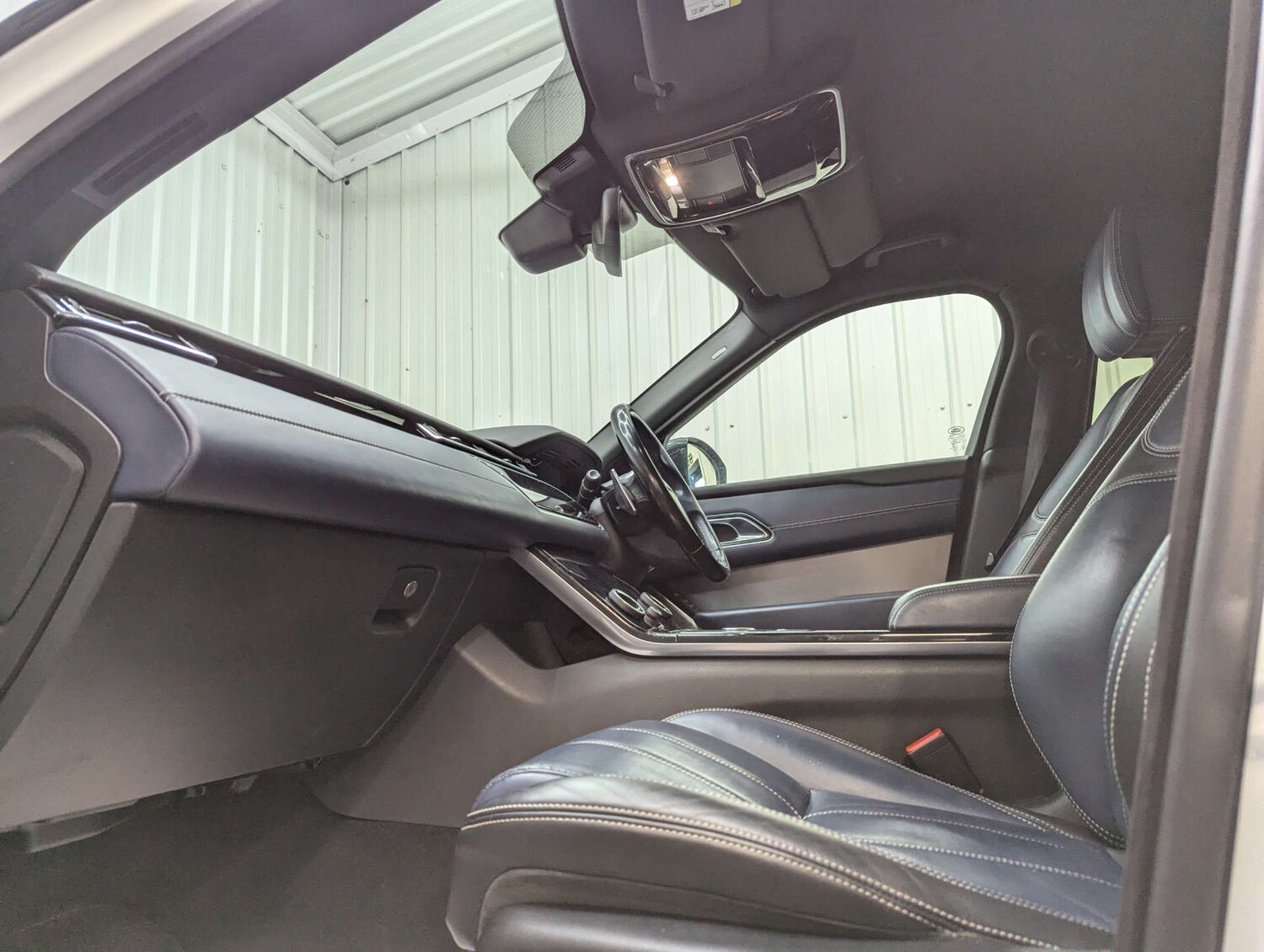 Used Land Rover Range Rover Velar 2018 for sale - 77227772: Photo 47