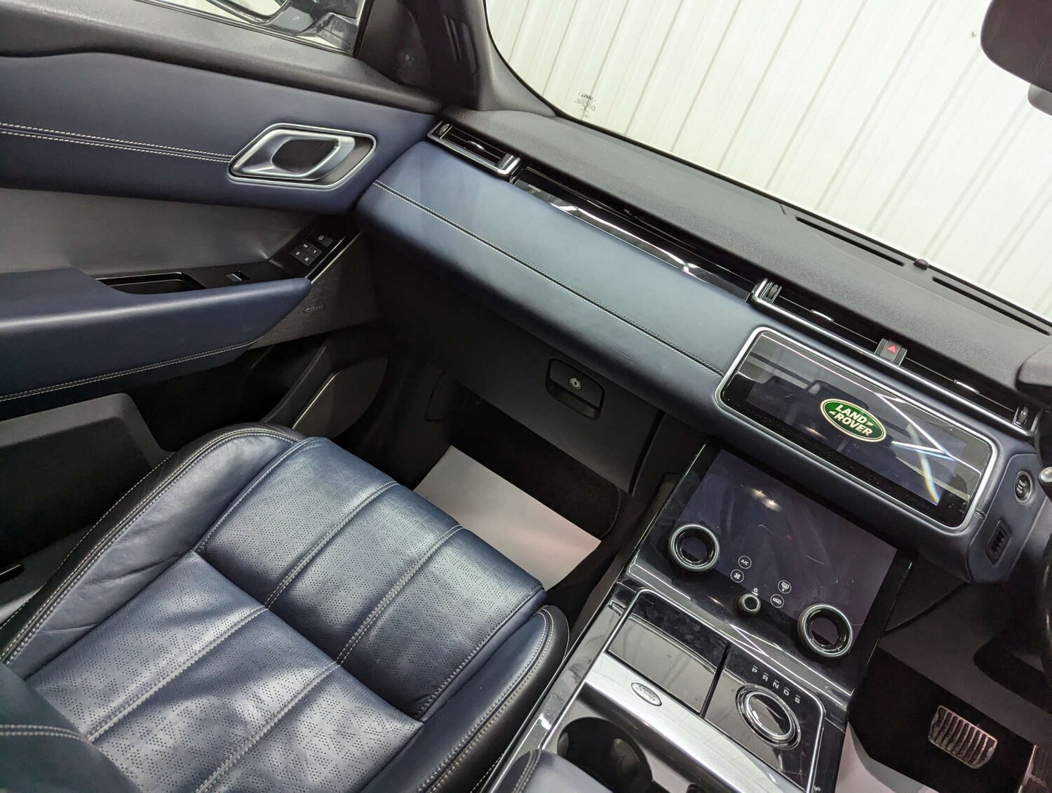 Used Land Rover Range Rover Velar 2018 for sale - 77227772: Photo 63