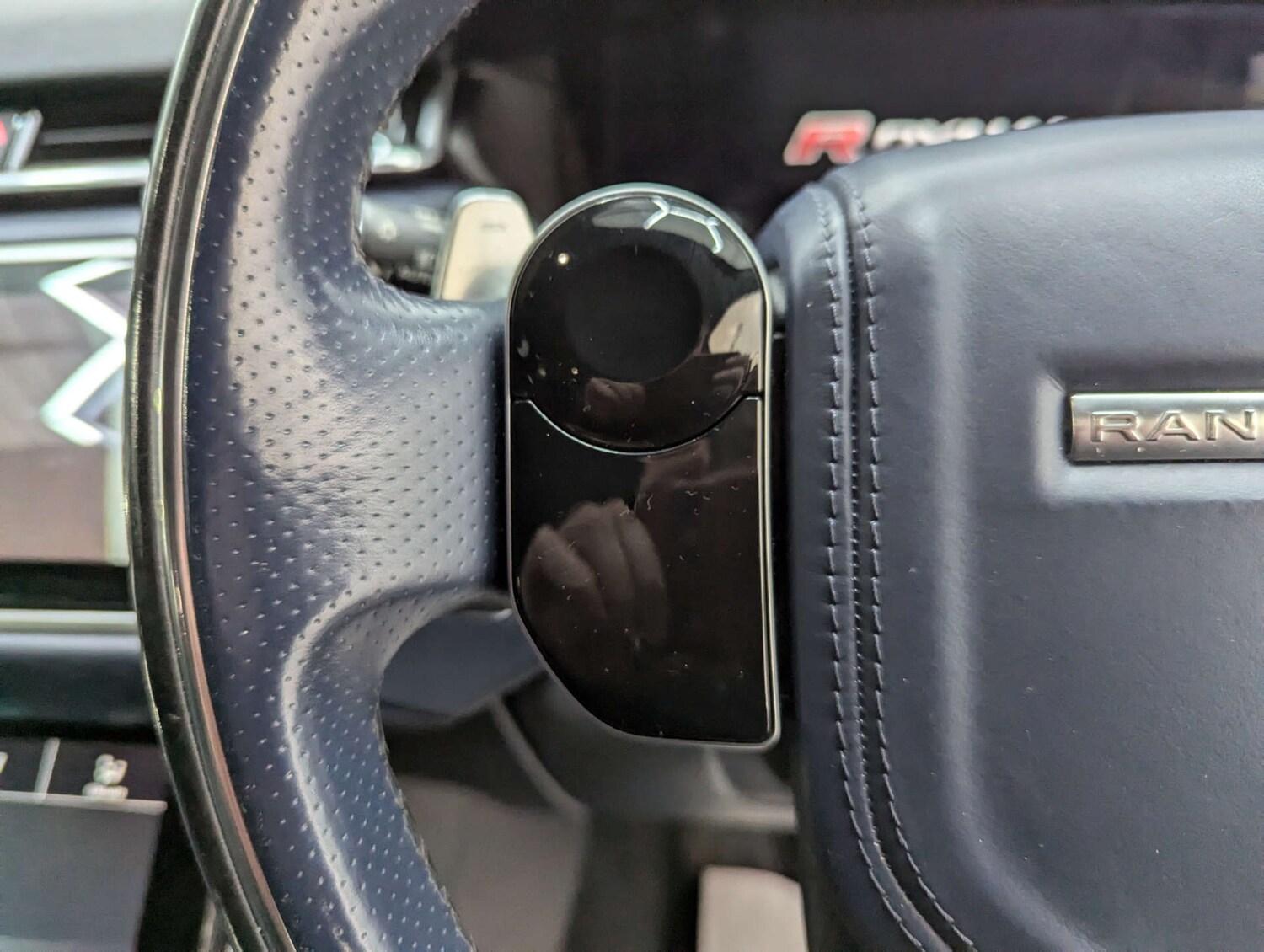 Used Land Rover Range Rover Velar 2018 for sale - 77227772: Photo 69