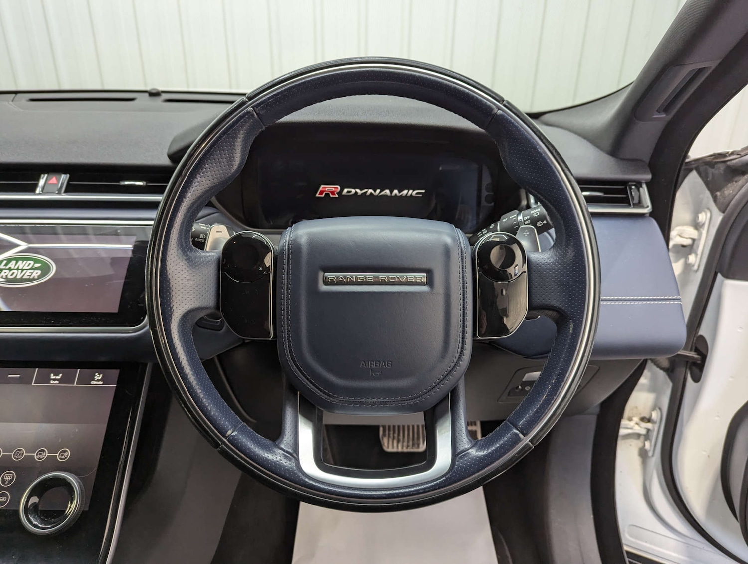 Used Land Rover Range Rover Velar 2018 for sale - 77227772: Photo 70