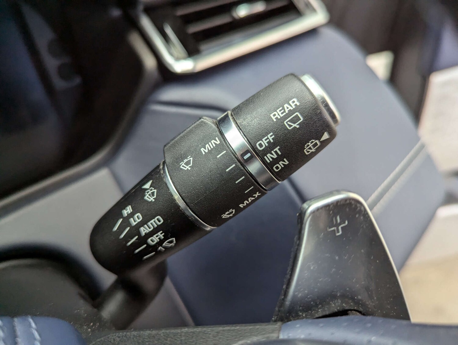 Used Land Rover Range Rover Velar 2018 for sale - 77227772: Photo 74