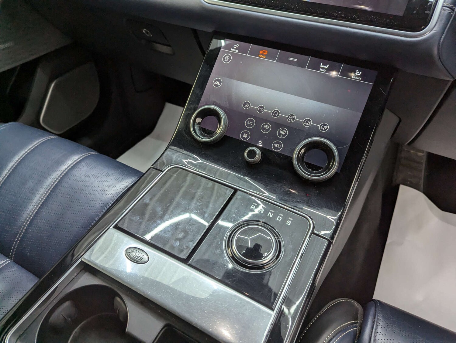 Used Land Rover Range Rover Velar 2018 for sale - 77227772: Photo 77