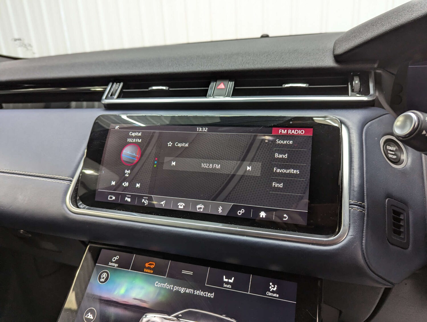 Used Land Rover Range Rover Velar 2018 for sale - 77227772: Photo 86