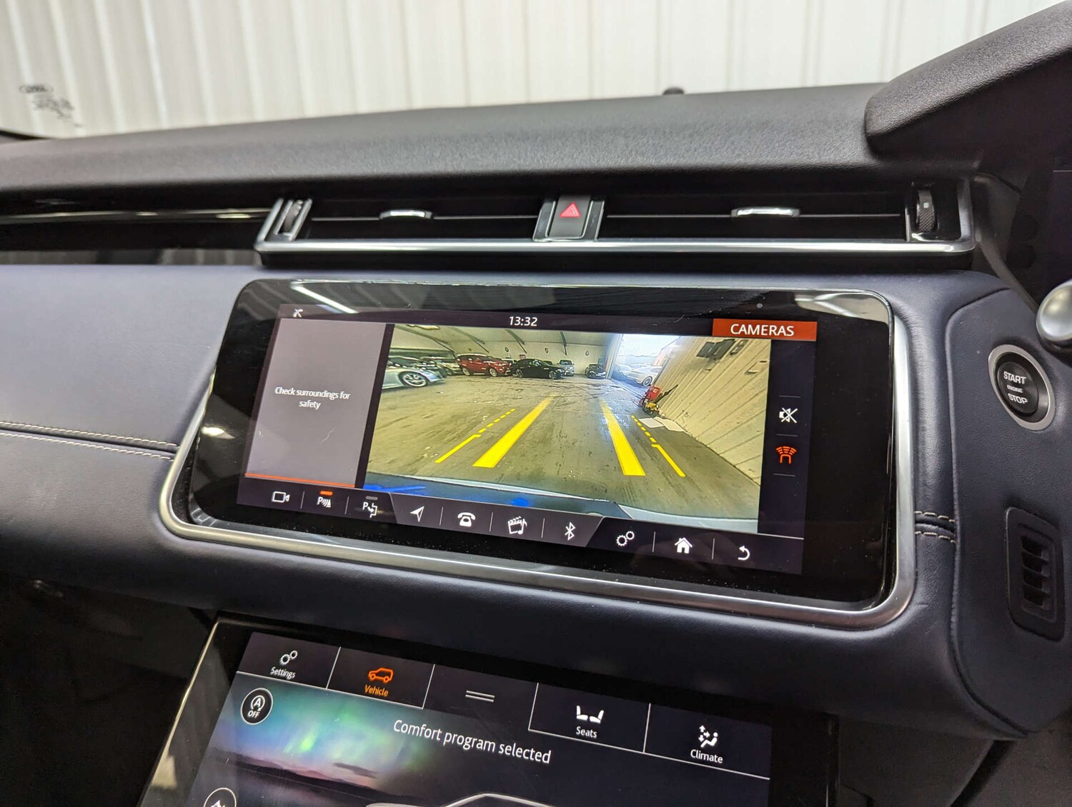 Used Land Rover Range Rover Velar 2018 for sale - 77227772: Photo 89