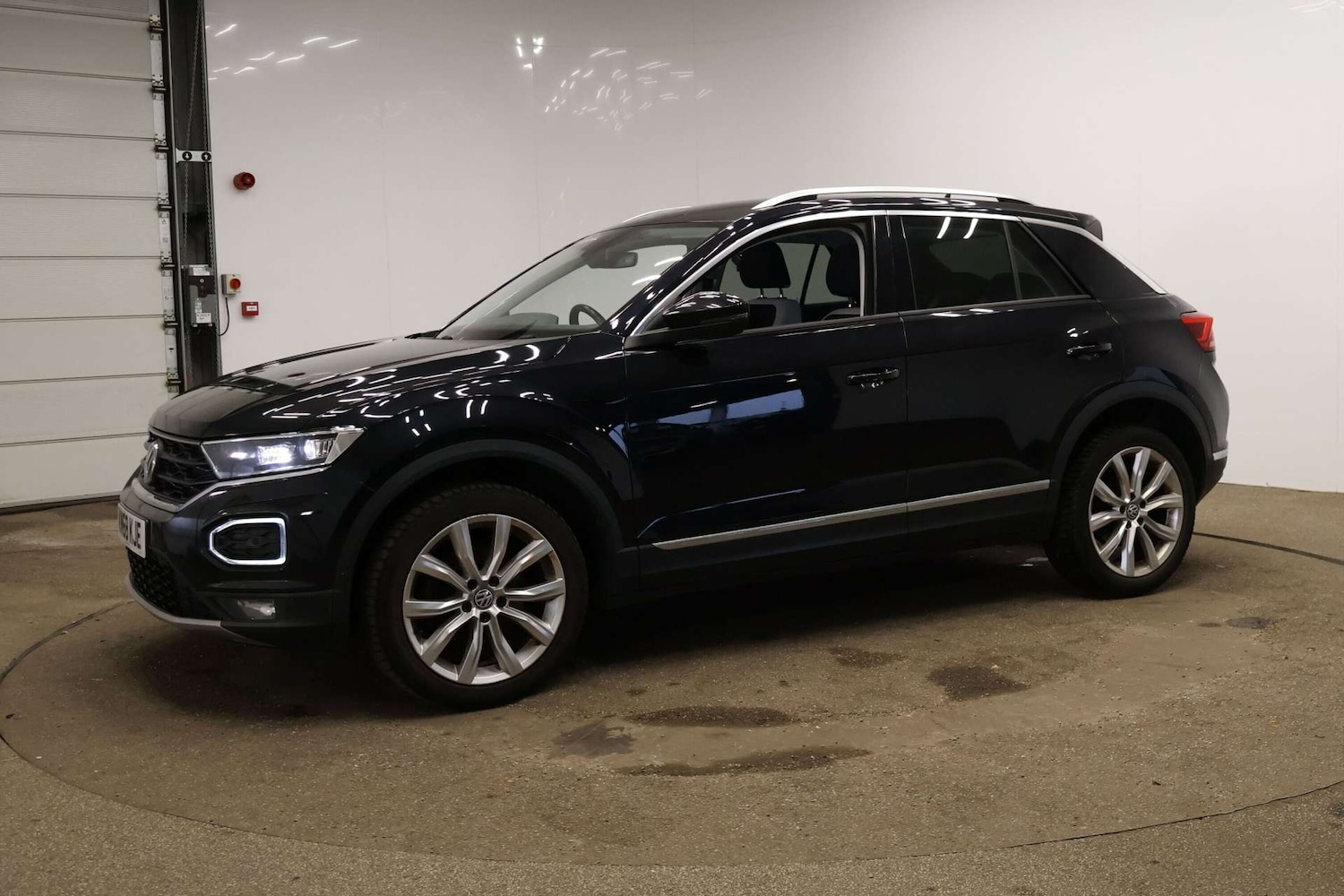 Used Volkswagen T-Roc 2018 for sale - 76630389: Photo 15