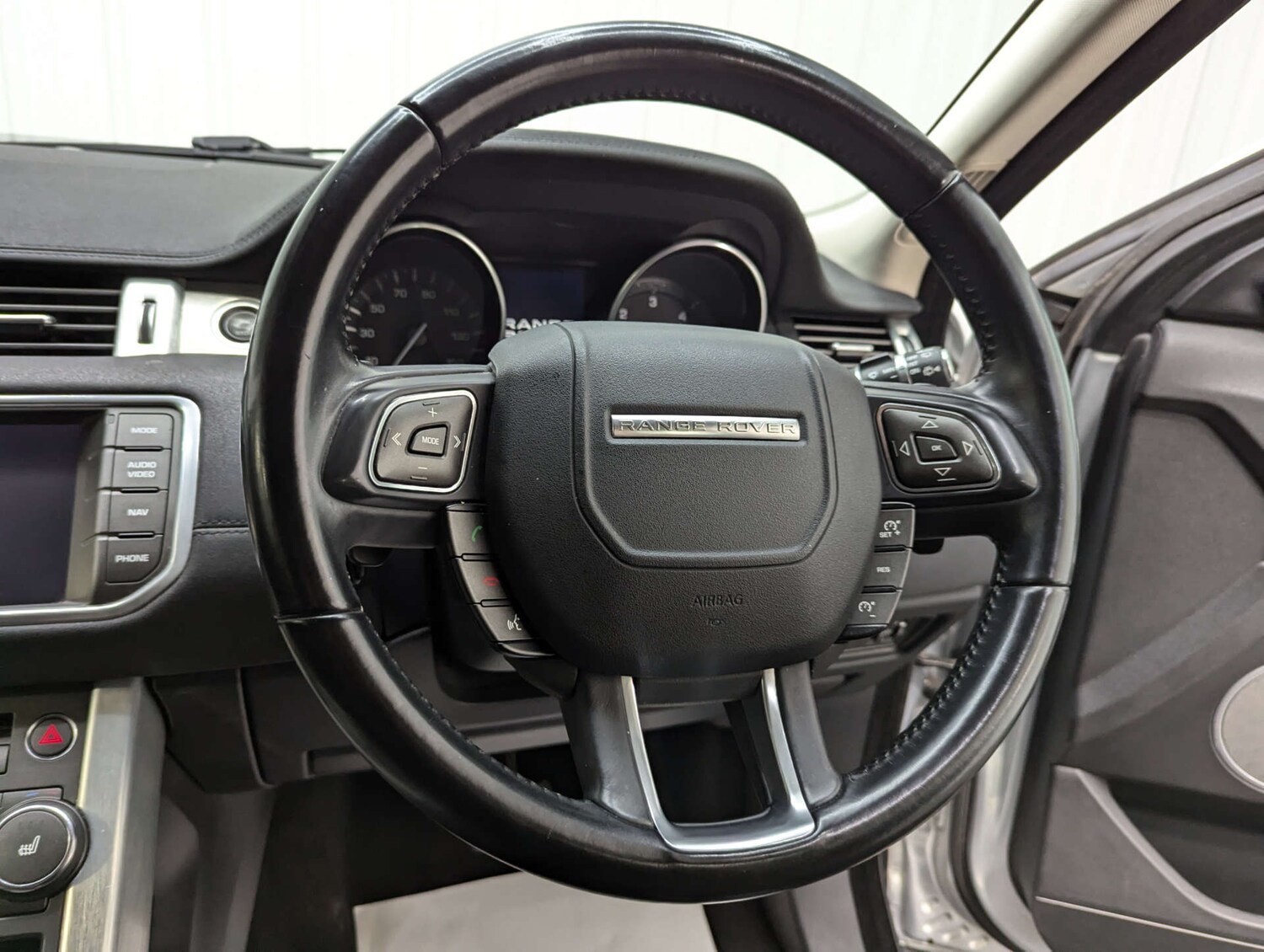Used Land Rover Range Rover Evoque 2013 for sale - 76278127: Photo 76