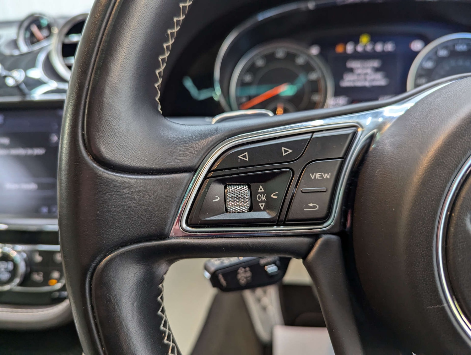 Used Bentley Bentayga 2017 for sale - 78078328: Photo 70