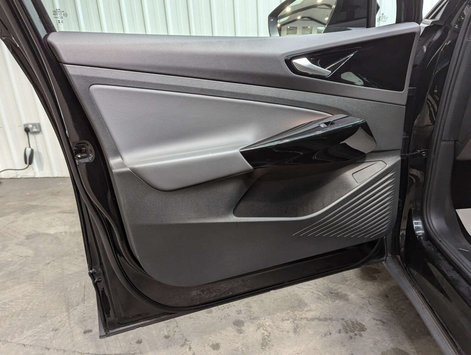 Used Volkswagen ID.4 2022 for sale - 76969204: Photo 59