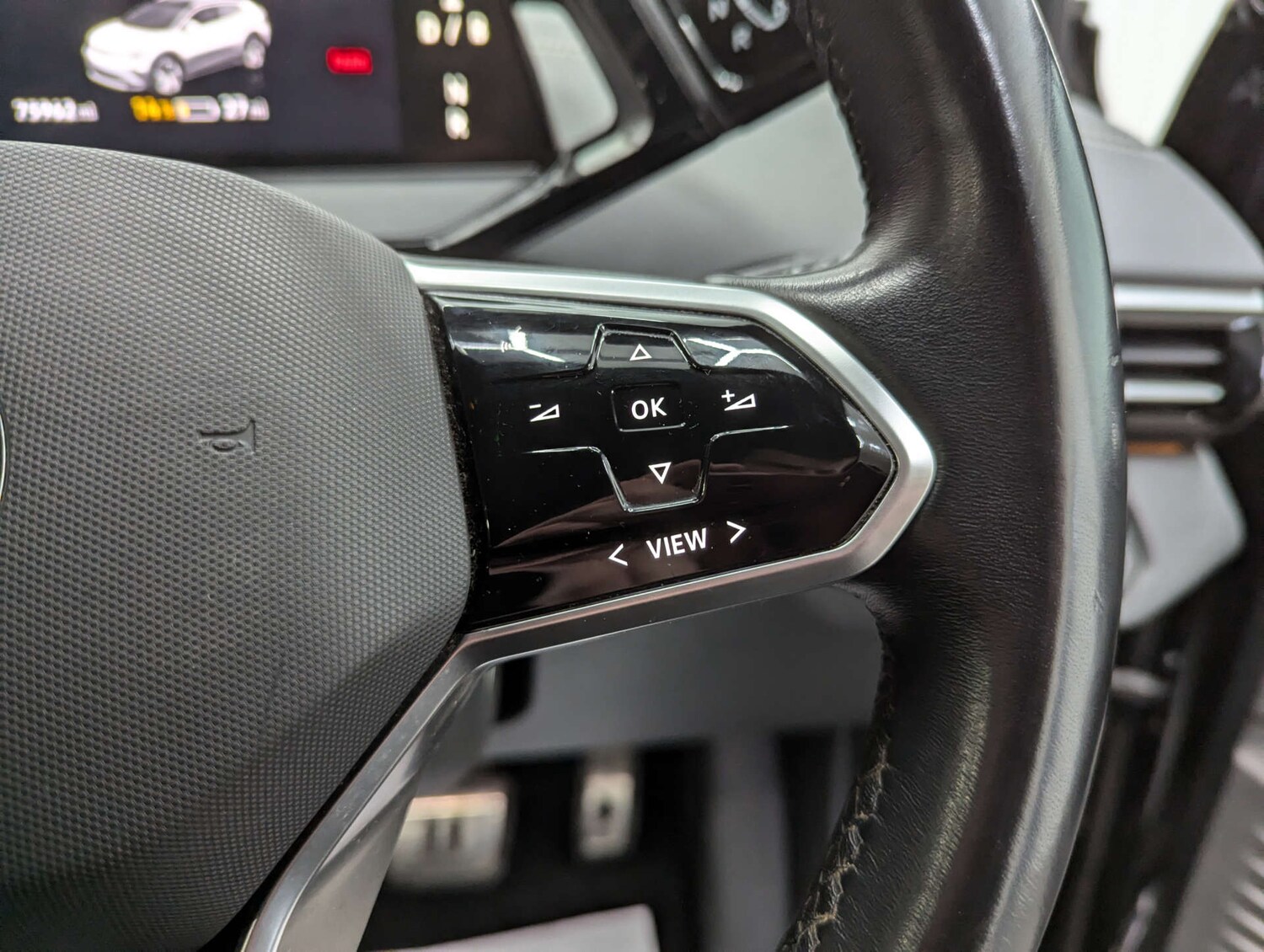 Used Volkswagen ID.4 2022 for sale - 76969204: Photo 76