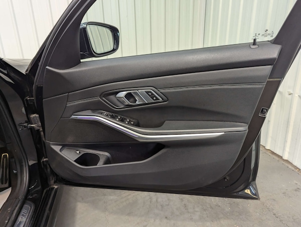 Used BMW 3 Series 2020 for sale - 76278124: Photo 46