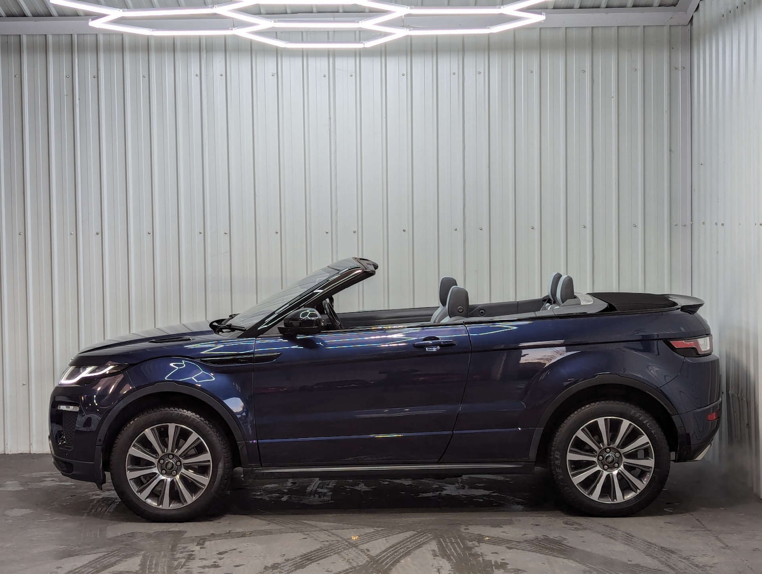 Used Land Rover Range Rover Evoque 2016 for sale - 77195904: Photo 17