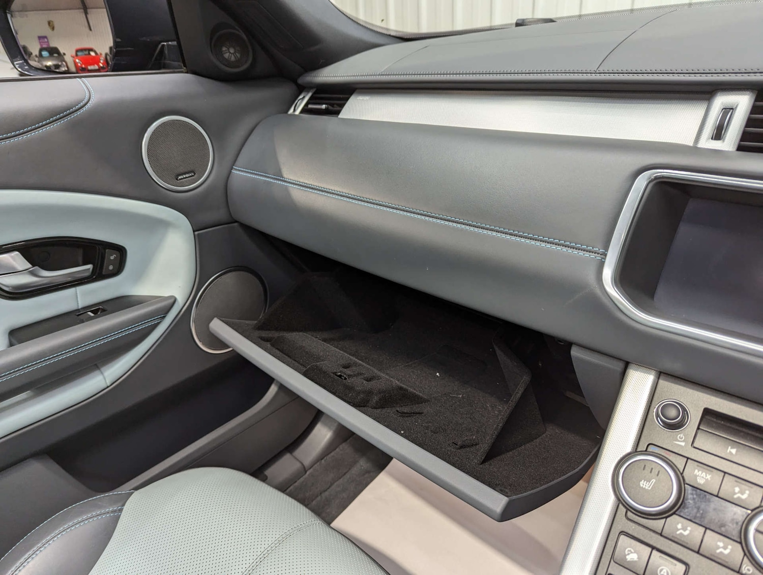 Used Land Rover Range Rover Evoque 2016 for sale - 77195904: Photo 90