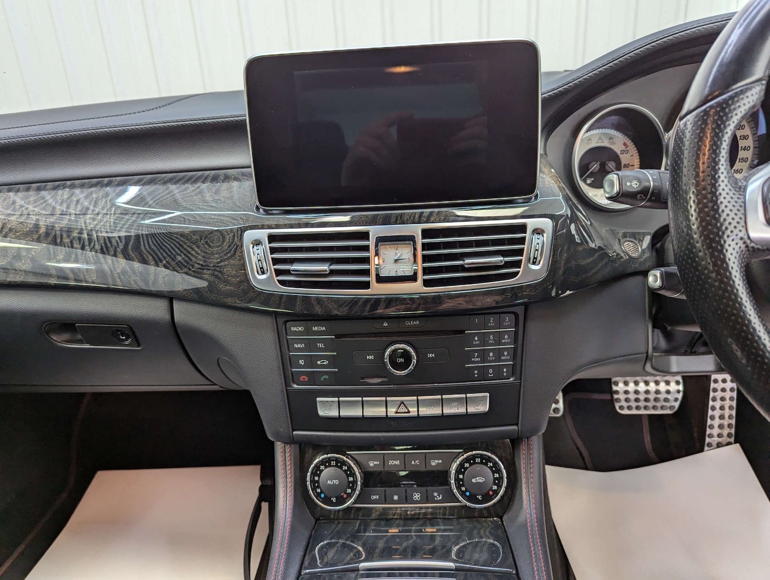 Vehicle 83