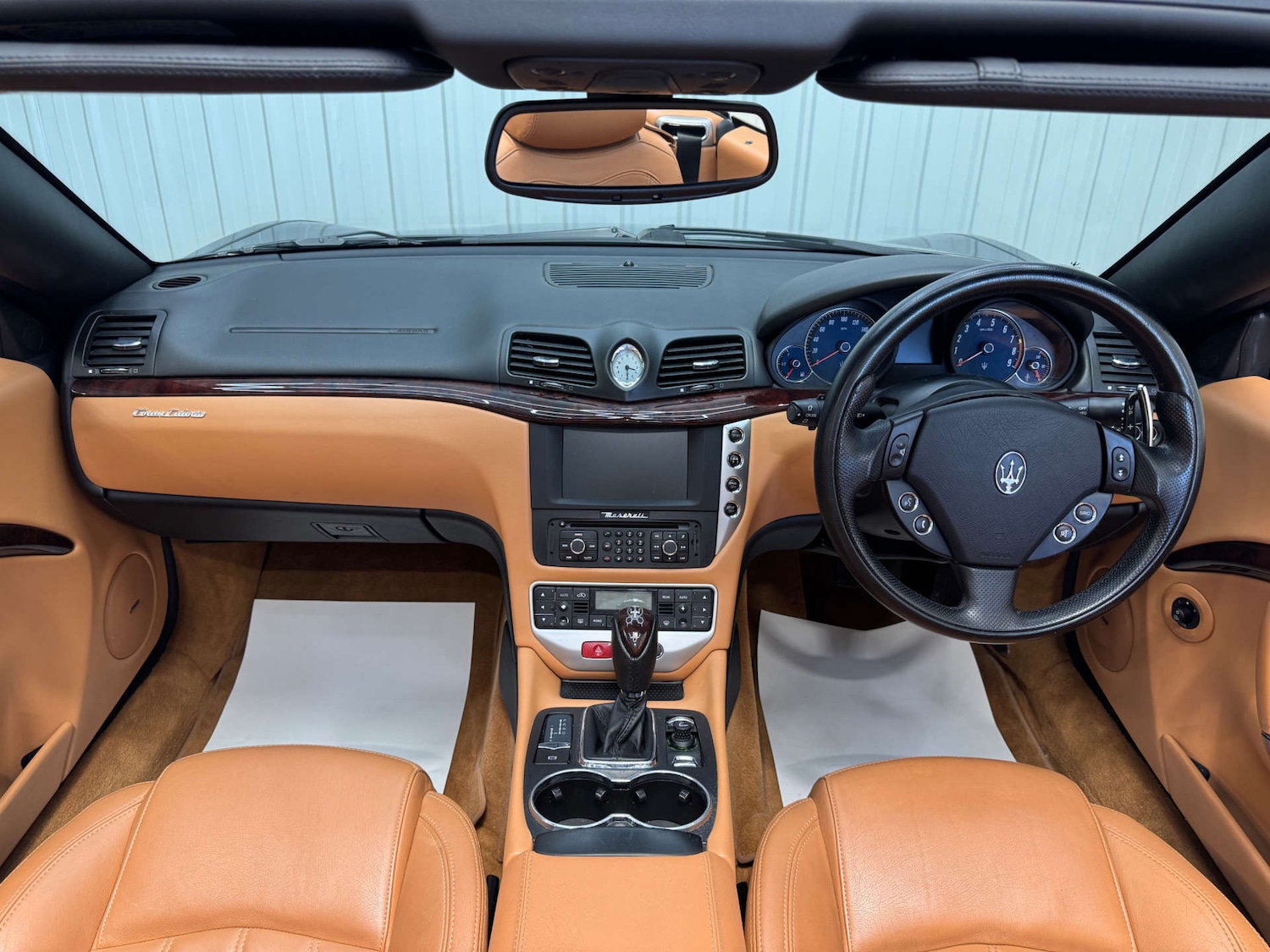 Used Maserati GranCabrio 2010 for sale - 77137451: Photo 2