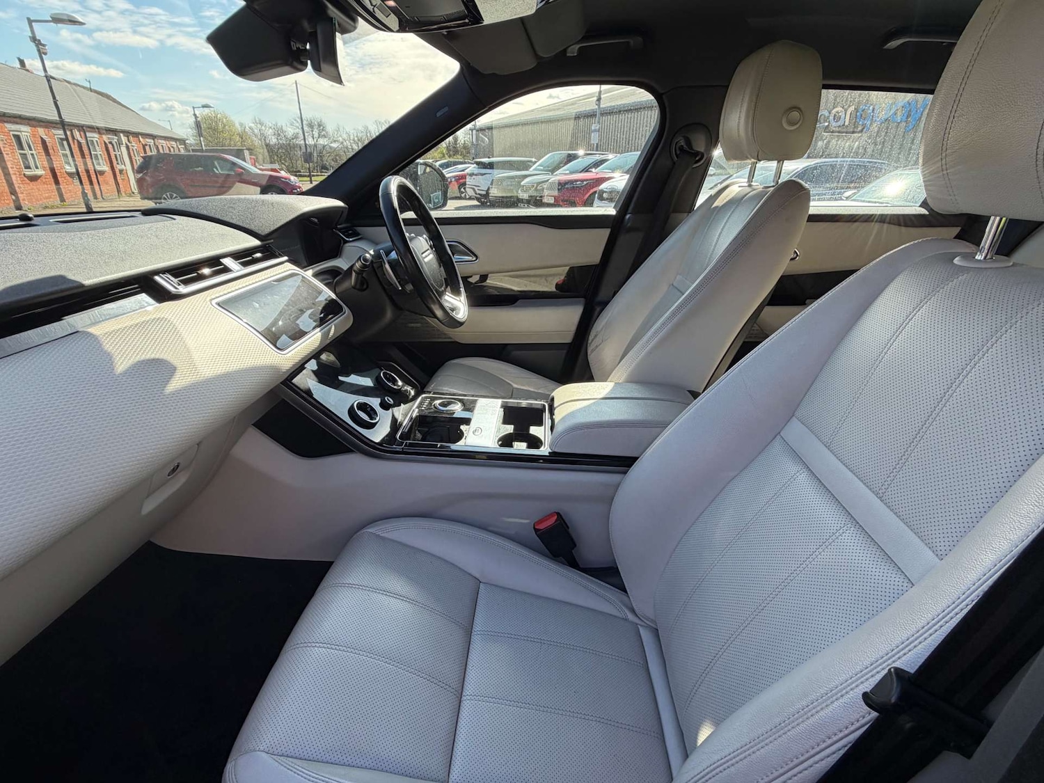 Used Land Rover Range Rover Velar 2018 for sale - 78102159: Photo 21