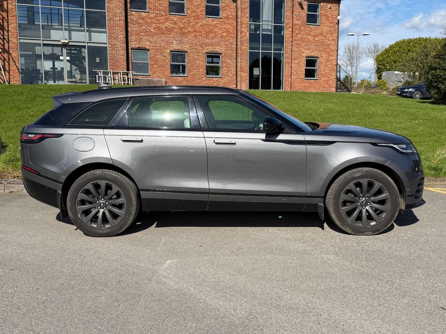 Used Land Rover Range Rover Velar 2018 for sale - 78102159: Photo 7